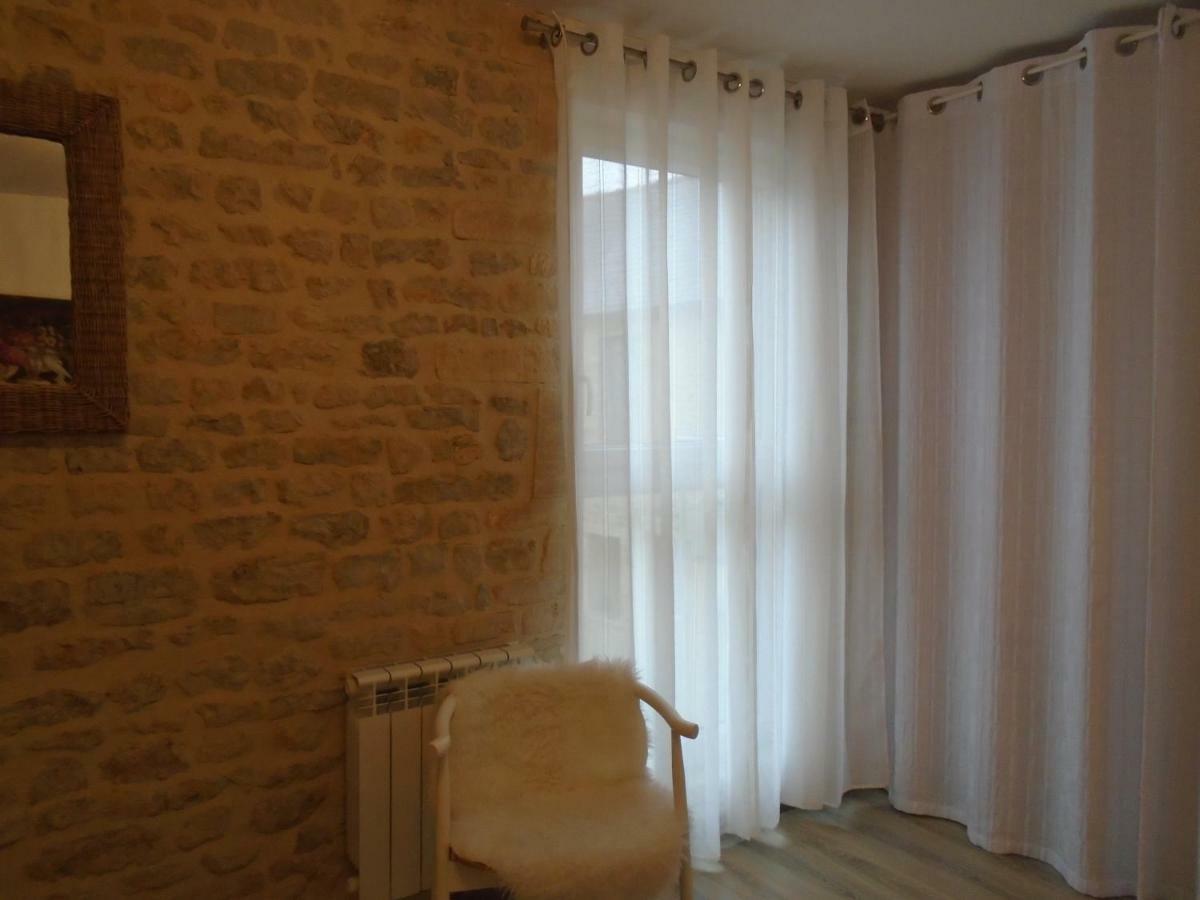La Colombe Villa Formigny Exterior photo